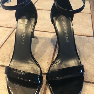 Stuart Weitzman Nunaked 6 1/2